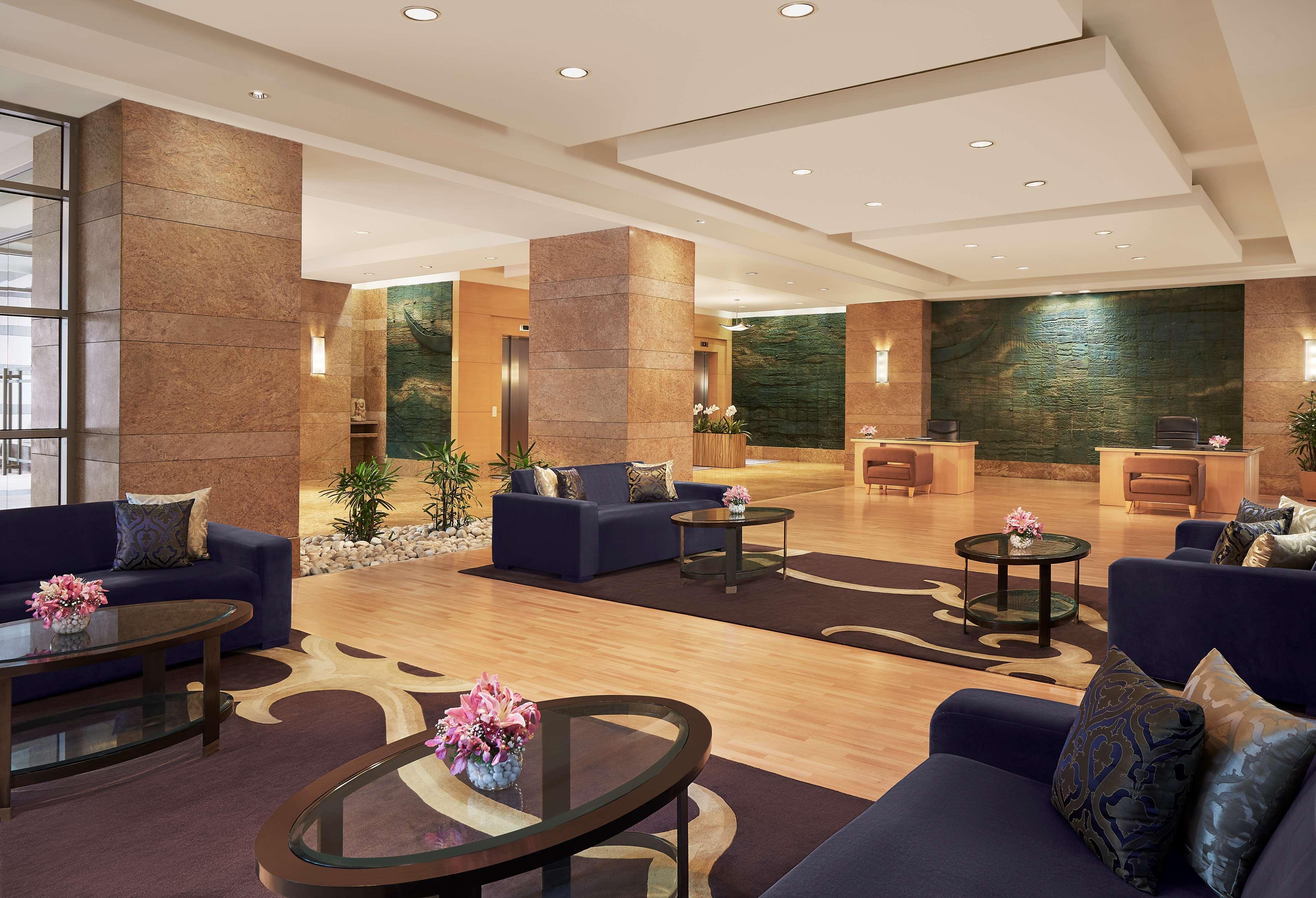 Grand Hyatt Mumbai Hotel And Residences Eksteriør bilde Lobby
