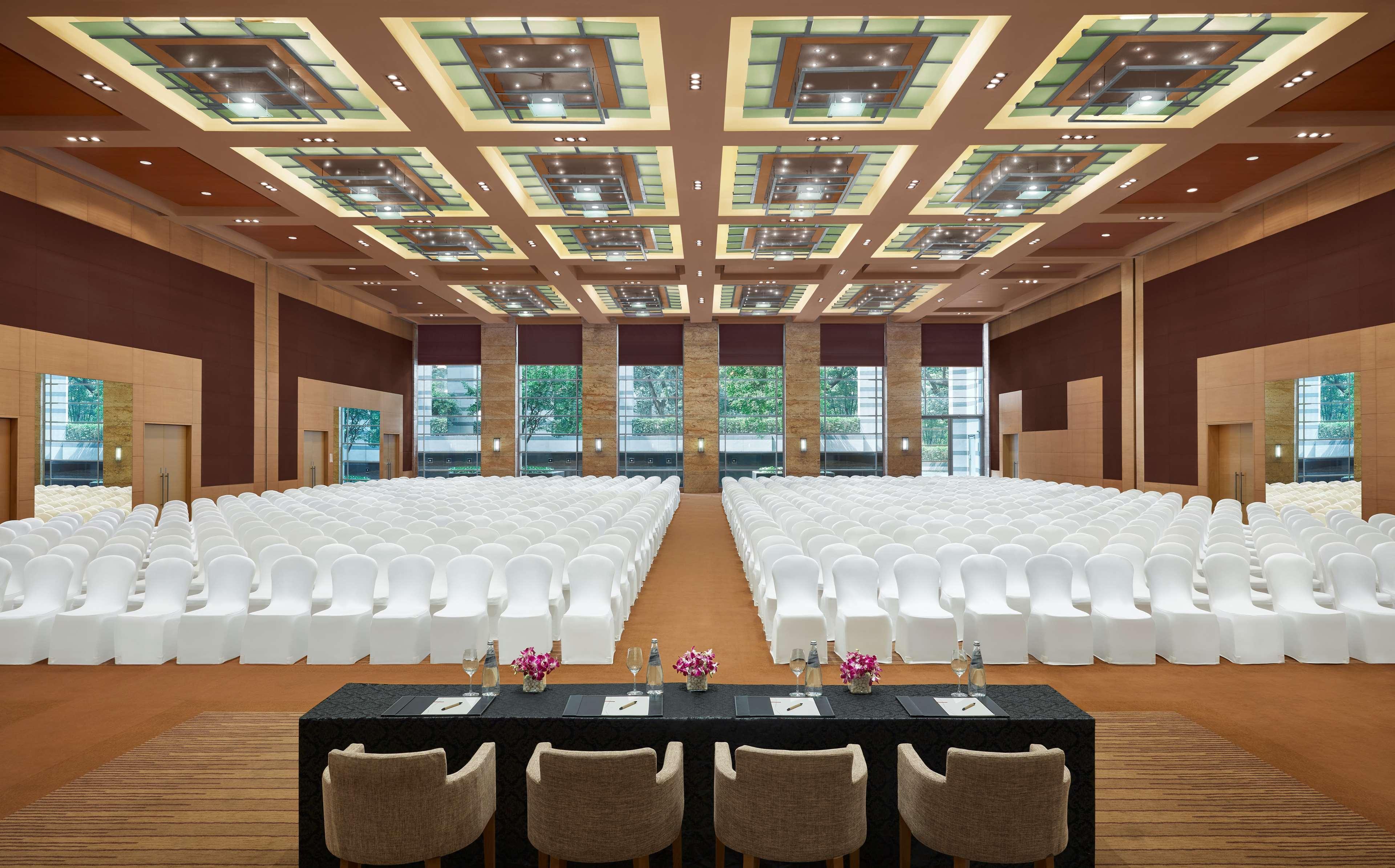 Grand Hyatt Mumbai Hotel And Residences Eksteriør bilde The Grand Ballroom