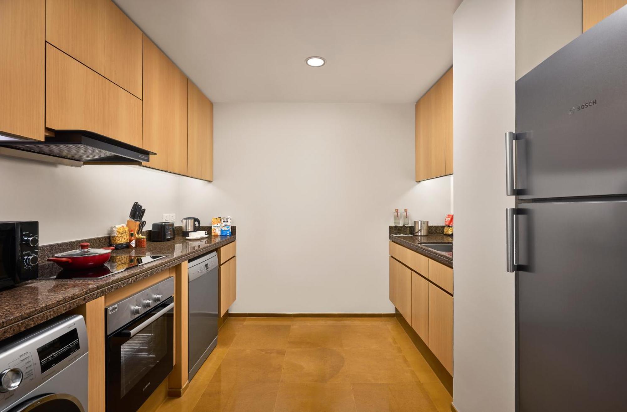 Grand Hyatt Mumbai Hotel And Residences Eksteriør bilde A typical kitchen in a residential apartment